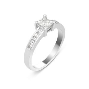 18ct White Gold Princess and Baguette Diamond Ring